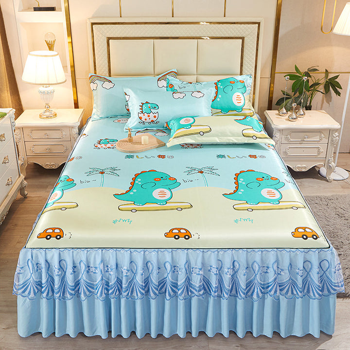 Ladies daybed cover with playful bear motif Bowlift