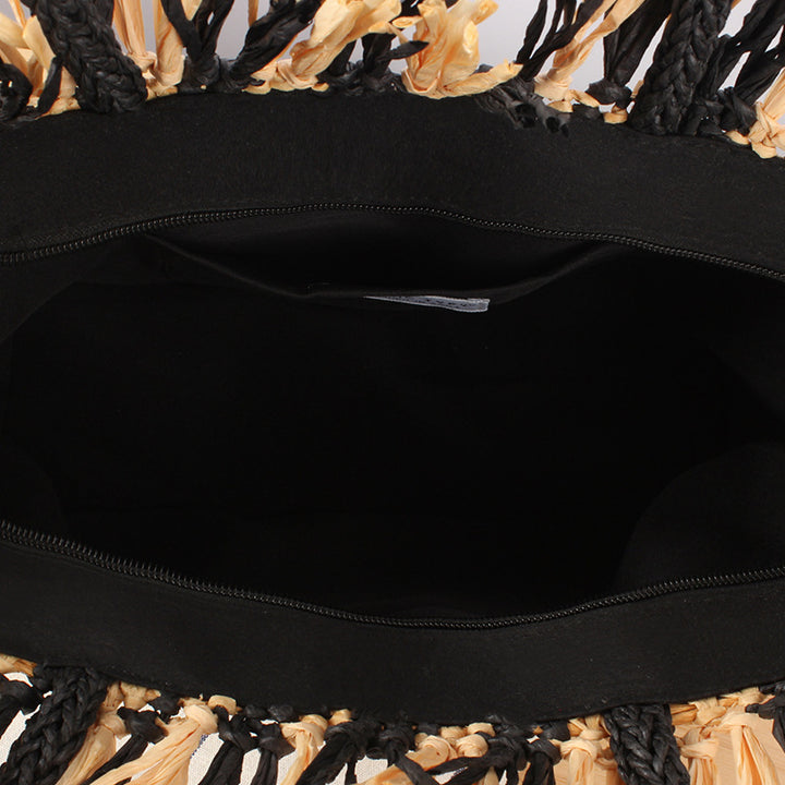 Basket bag with eye-catching geometric design Bowlift