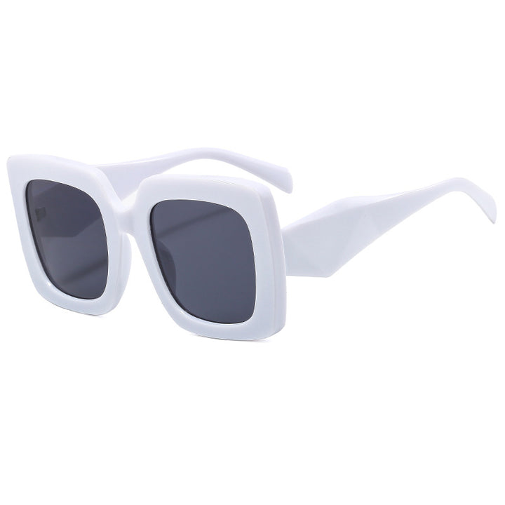Ladies stylish sunglasses with distinctive frame Bowlift