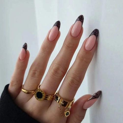 Artful nail tips with elegant spider web pattern Bowlift