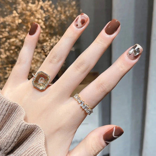 Decorative Press-On Nail Art Bowlift