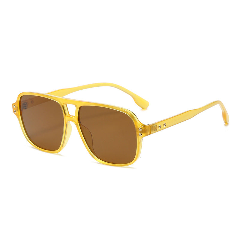 Retro-Inspired Square Frame Sunglasses