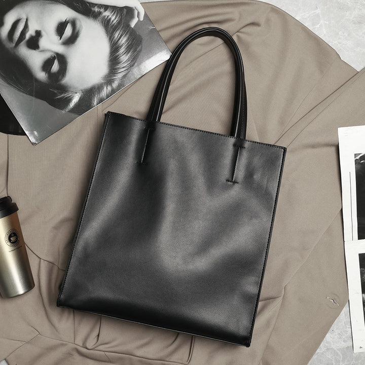 Elegant tote bag with minimalist look Bowlift