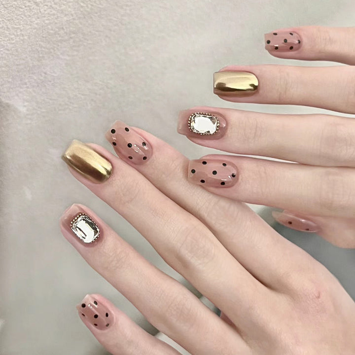Elegant Long Press-On Nails Set with Artistic Tips Bowlift