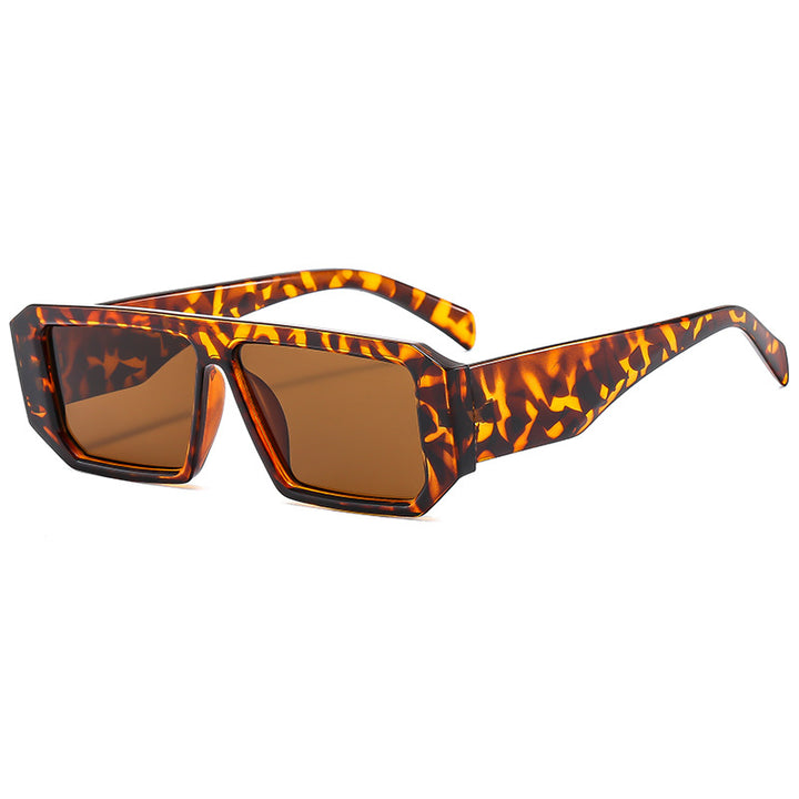 Women's fashionable sunglasses in striking geometric design Bowlift