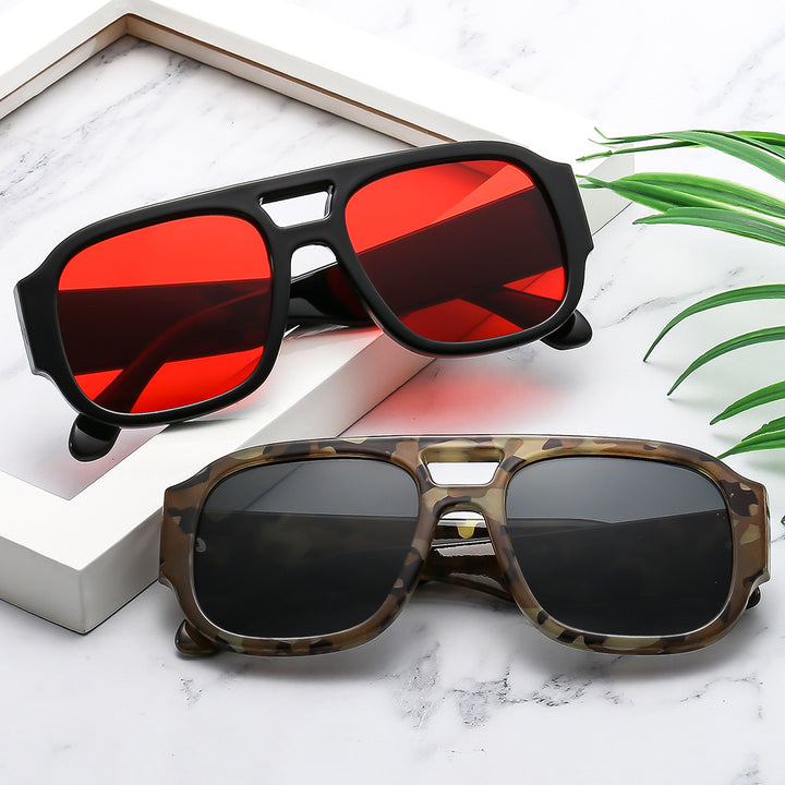 Women’s Athletic Sunglasses in Modern Design with Practical UV Protection Bowlift