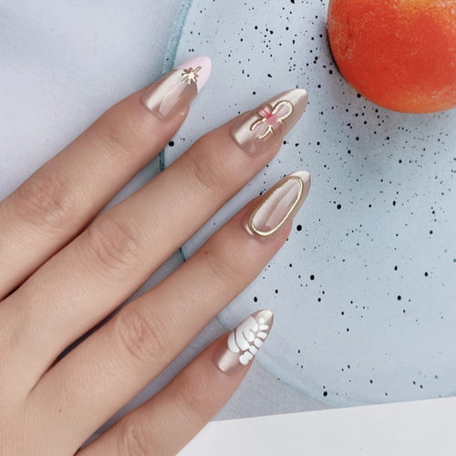 Artistic Press-On Nail Set with Elegant Floral Accents Bowlift