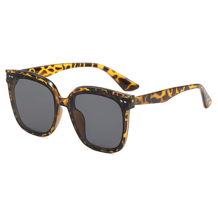 Women oversized design sunglasses with animal print Bowlift