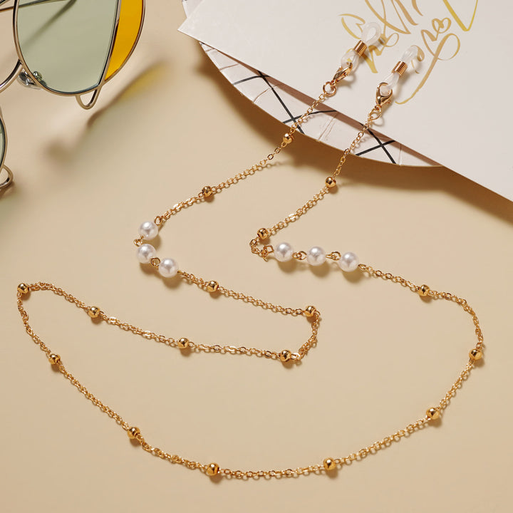 Elegant Pearl Eyewear Chain Bowlift