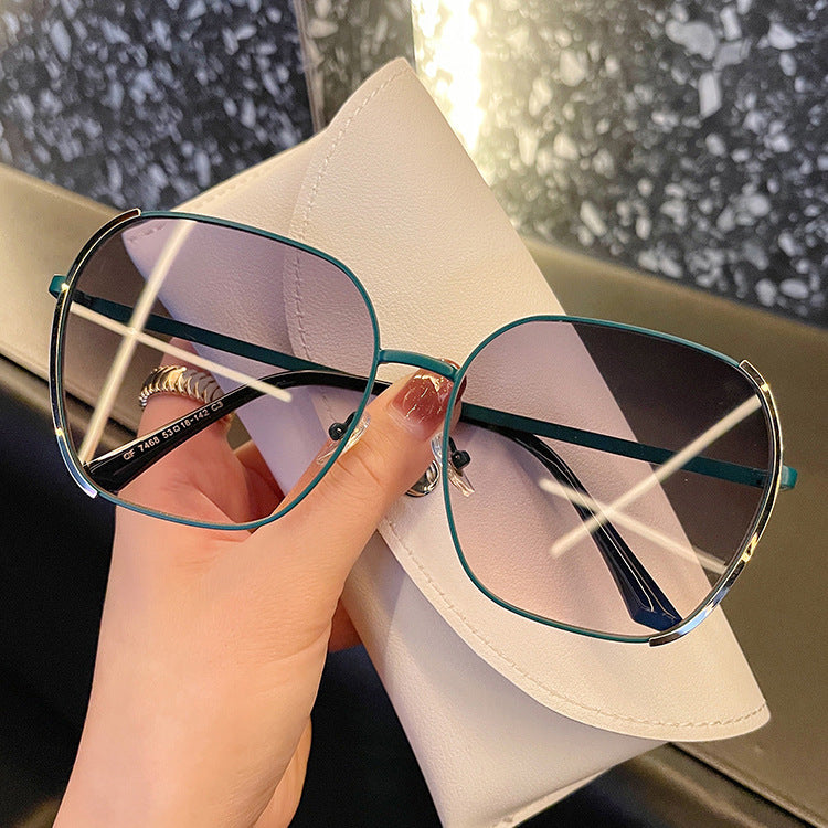 Women's large square sunglasses with high-quality metal frame Bowlift