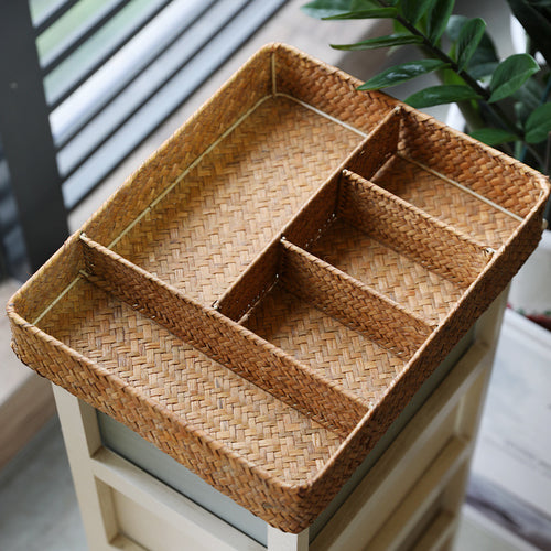 Unisex Practical Storage Basket with Three Compartments Bowlift