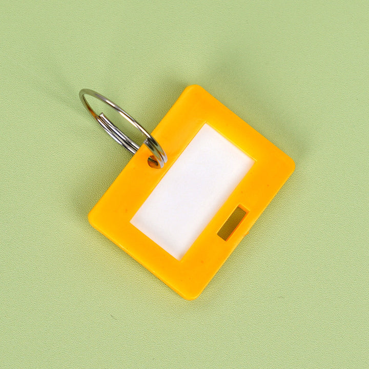 Unisex keychain with practical viewing window Bowlift