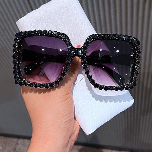 Women's glamorous Quadro sunglasses with rhinestone-adorned frame Bowlift