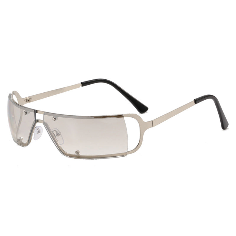 Ladies sporty glasses with protective polycarbonate lens Bowlift