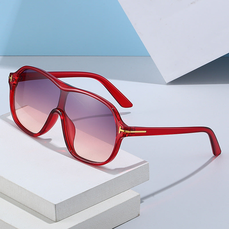 Women's fashionable bicycle sunglasses in trendy oversized design Bowlift