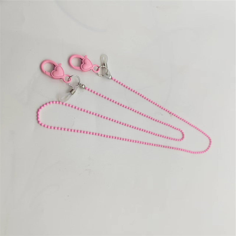 Fashionable glasses chain with heart pendant Bowlift