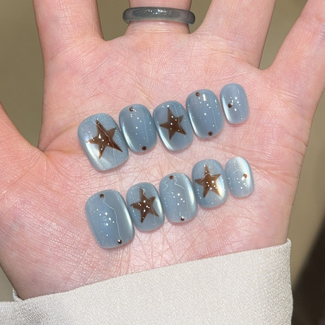 Artificial Nail Tips with Star Design Bowlift
