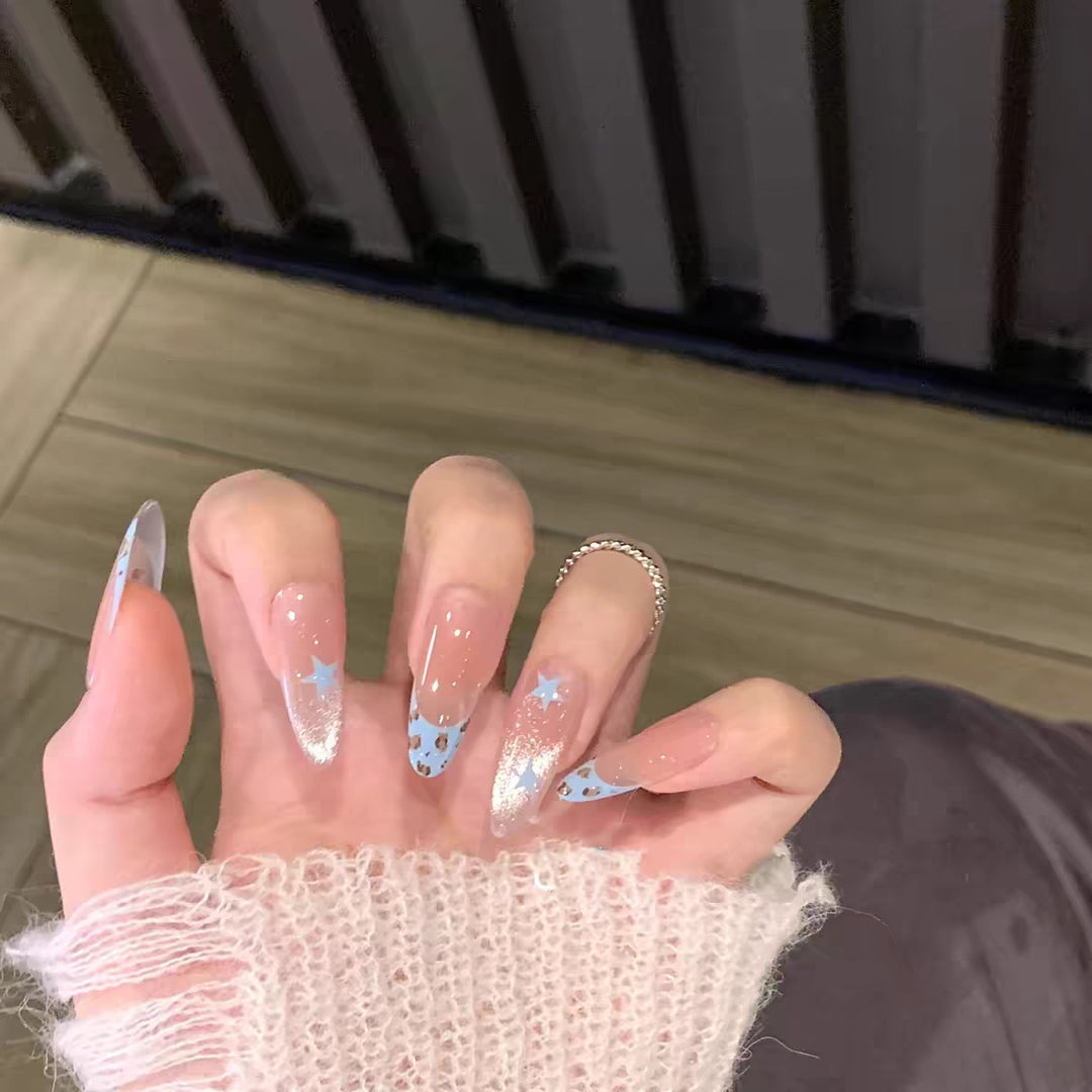 Decorative Press-On Nail Set with Bow Accents Bowlift