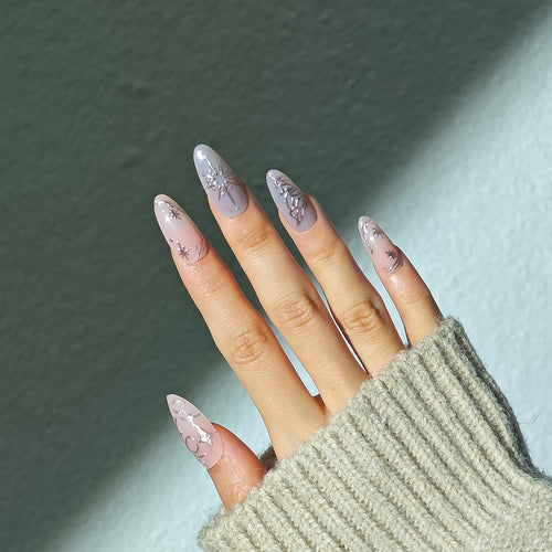 Elegant Holiday-Themed Stiletto Nails Bowlift