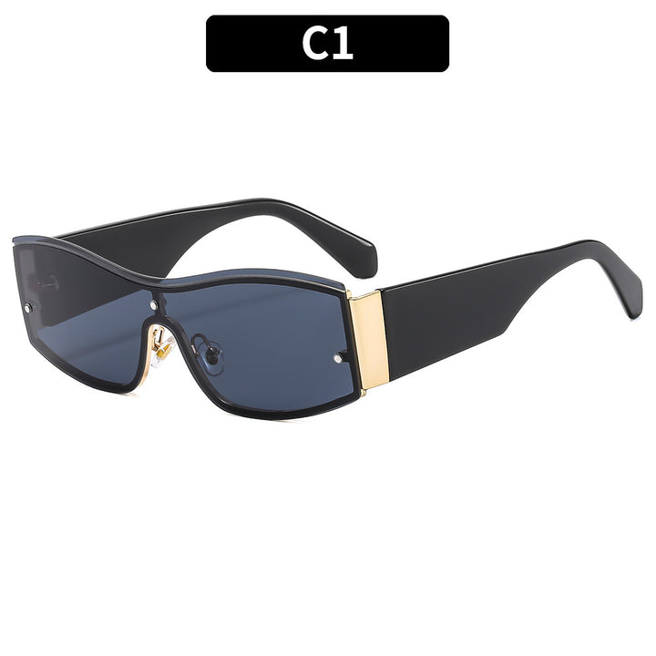 Women's fashionable sunglasses with a striking frame and high UV protection Bowlift