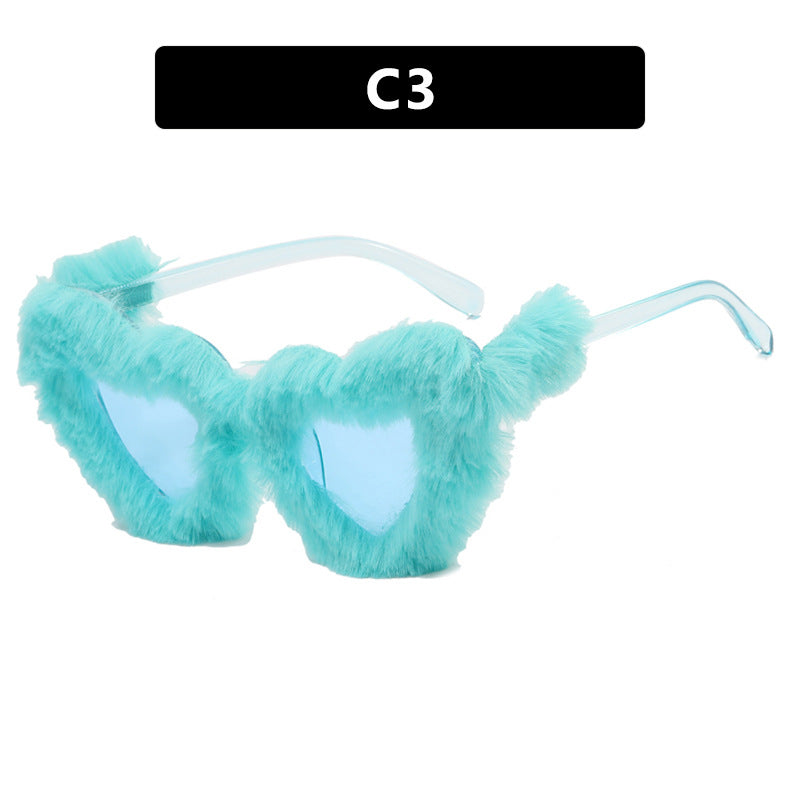 Women Paw Sunglasses with Luxurious Fur Trim Bowlift