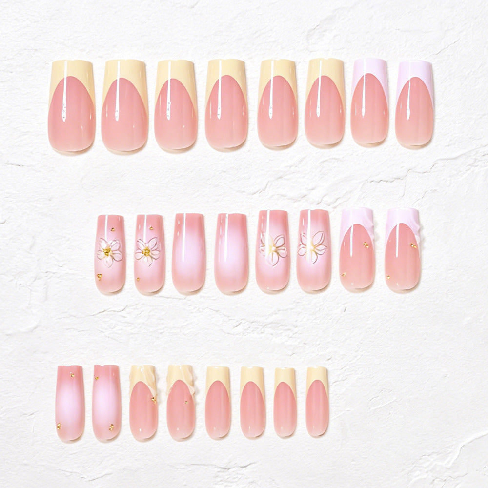 Elegant Floral Accent Press-On Nails Bowlift