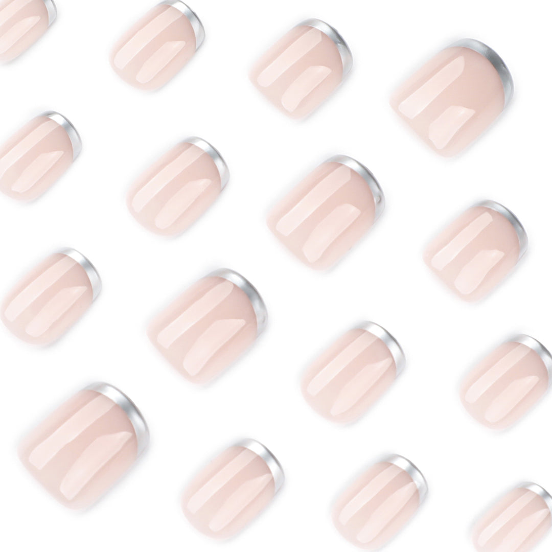Elegant French-Tip Nail Art Bowlift