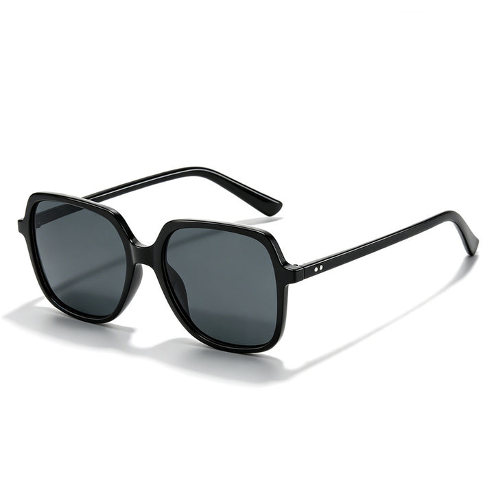 Fashionable Oversized Square Sunglasses Bowlift