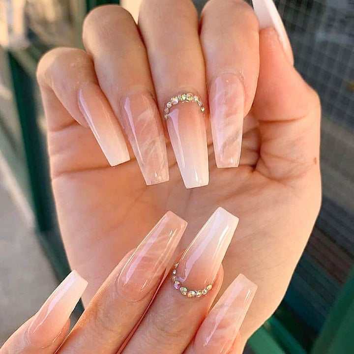 Artful Nail Tips with Glitter and Ombre Design Bowlift