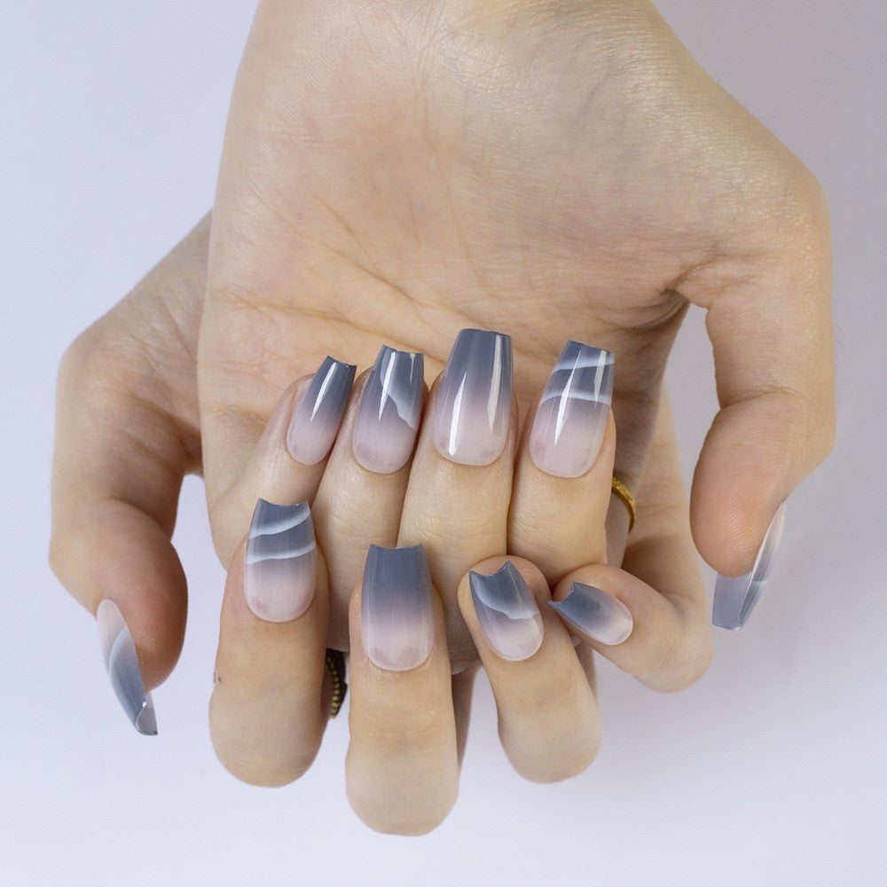 High-gloss artificial nails with rose effect Bowlift