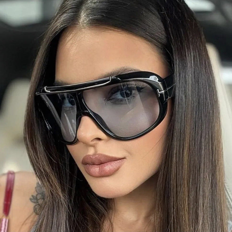 Ladies futuristic protectors sunglasses Bowlift