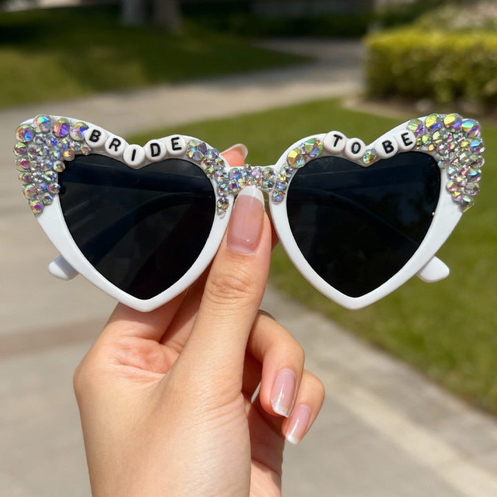 Glamorous Heart-Shaped Bridal Sunglasses Bowlift