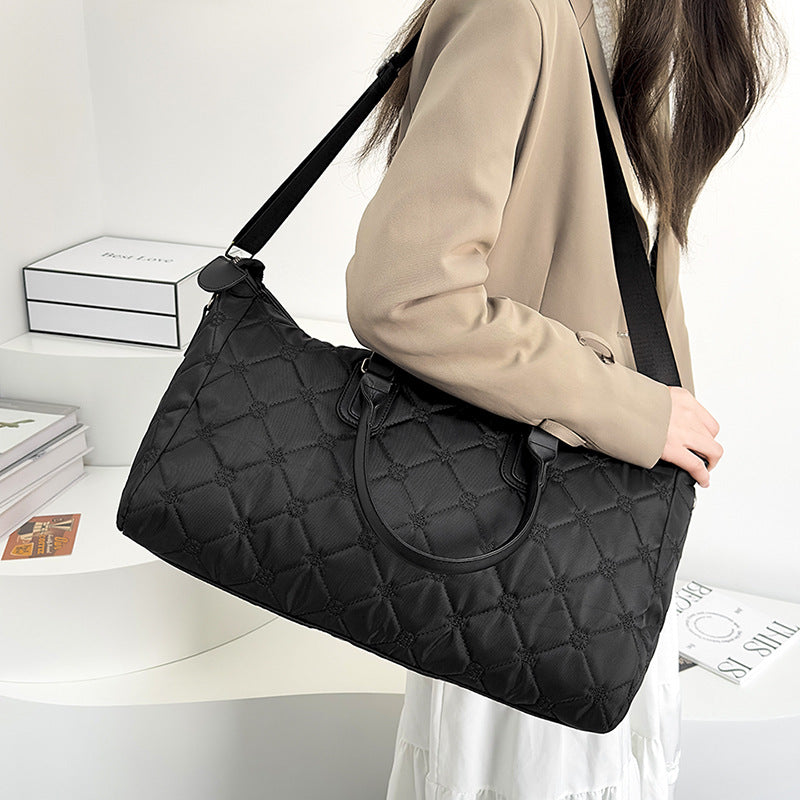 Elegant Quilted Travel Tote Bag Bowlift