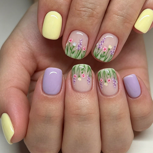Floral Themed Press-On Nail Art Bowlift