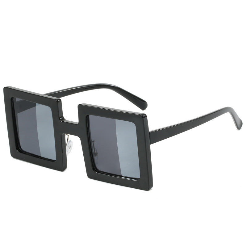 Women square sunglasses with modern design Bowlift