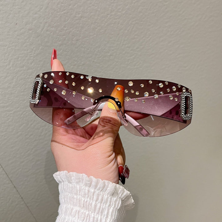 Women's sporty ski goggles with rhinestone decorated frame Bowlift