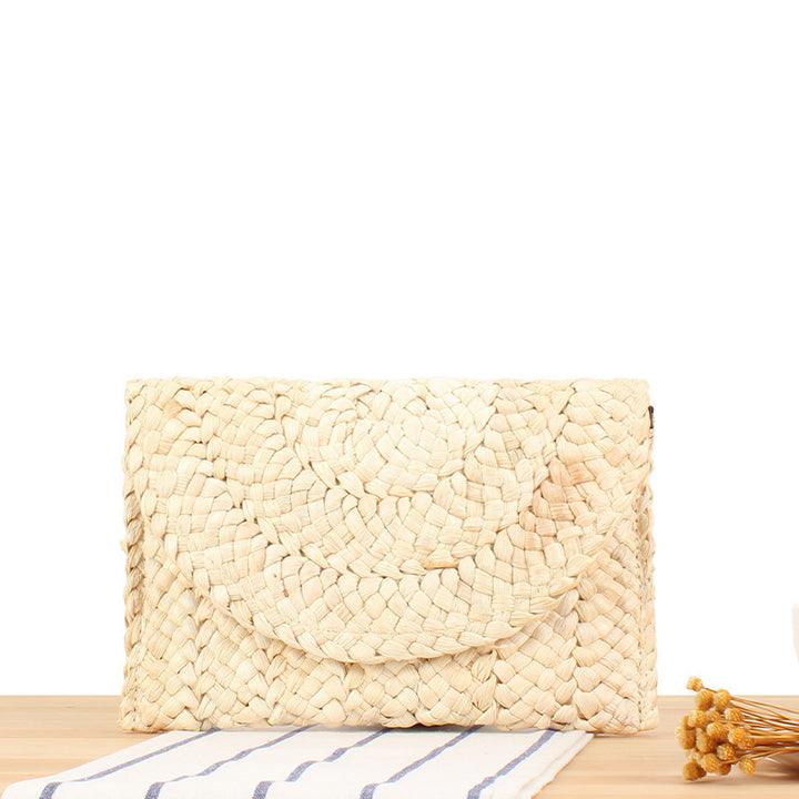 Clutch Made of Handmade Basket Weave Bowlift