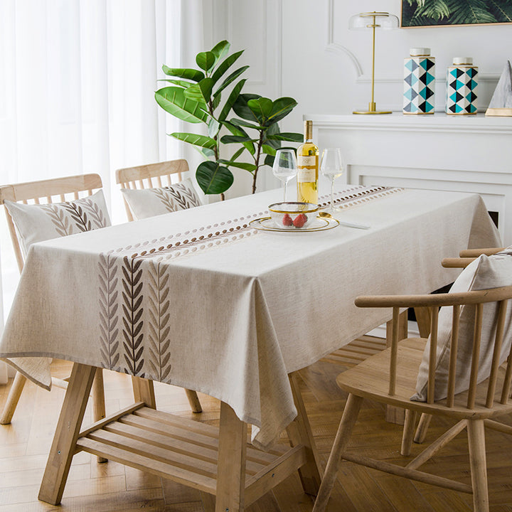 Elegant Leaf Patterned Tablecloth