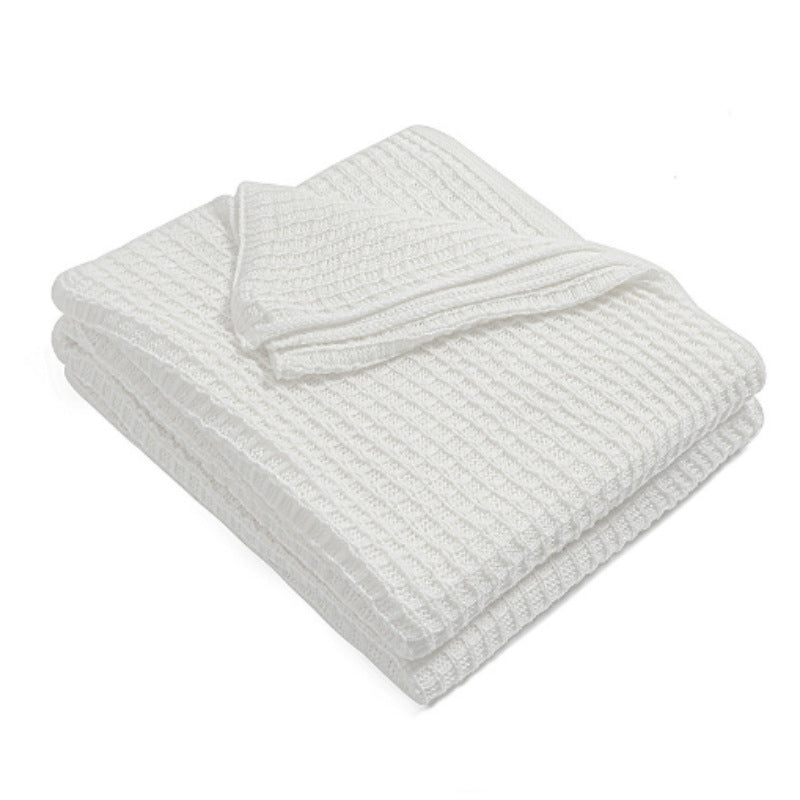 Women knitted throw blanket Bowlift