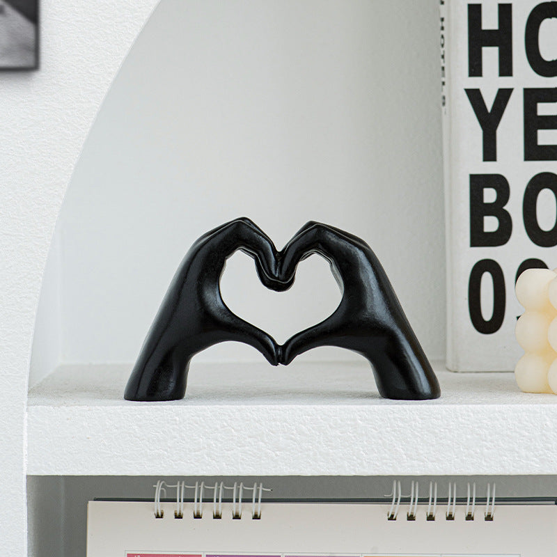 Decorative Heart-shaped Sculpture Bowlift
