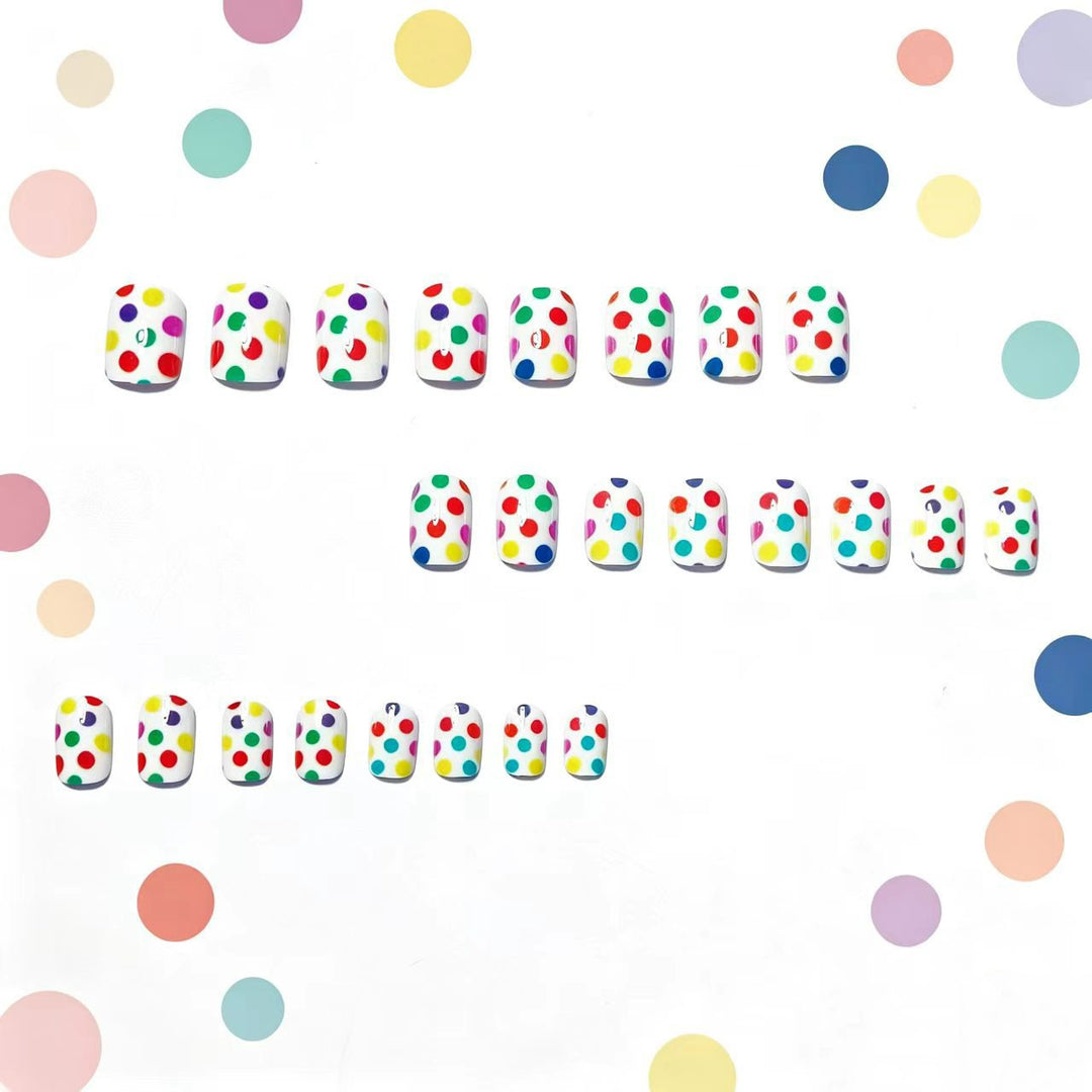 Playful Polka Dot Nail Art Bowlift
