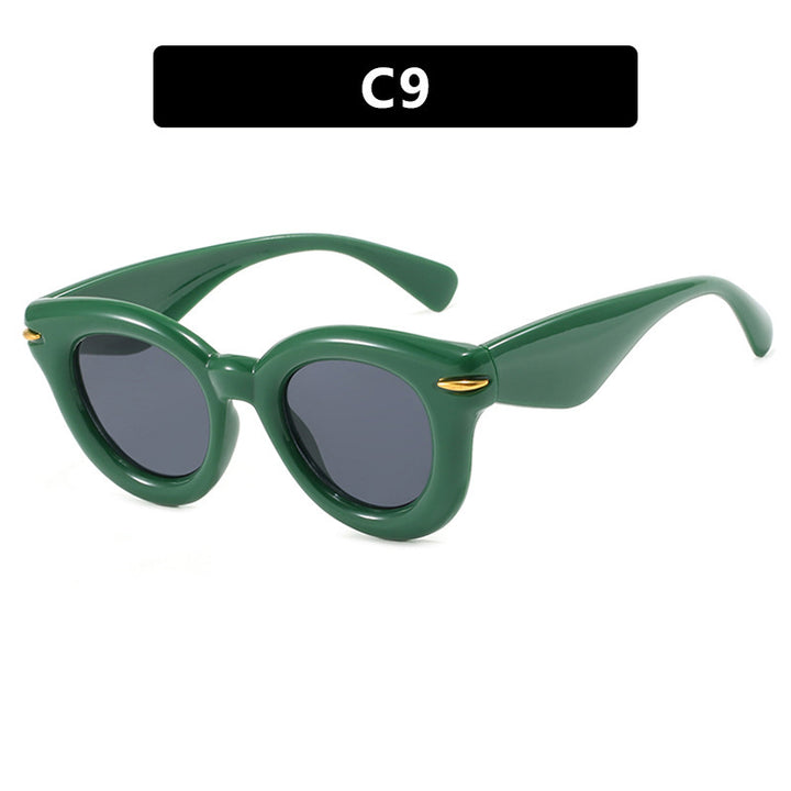 Women Cat-Eye Sunglasses with extravagant frame and protective UV protection Bowlift