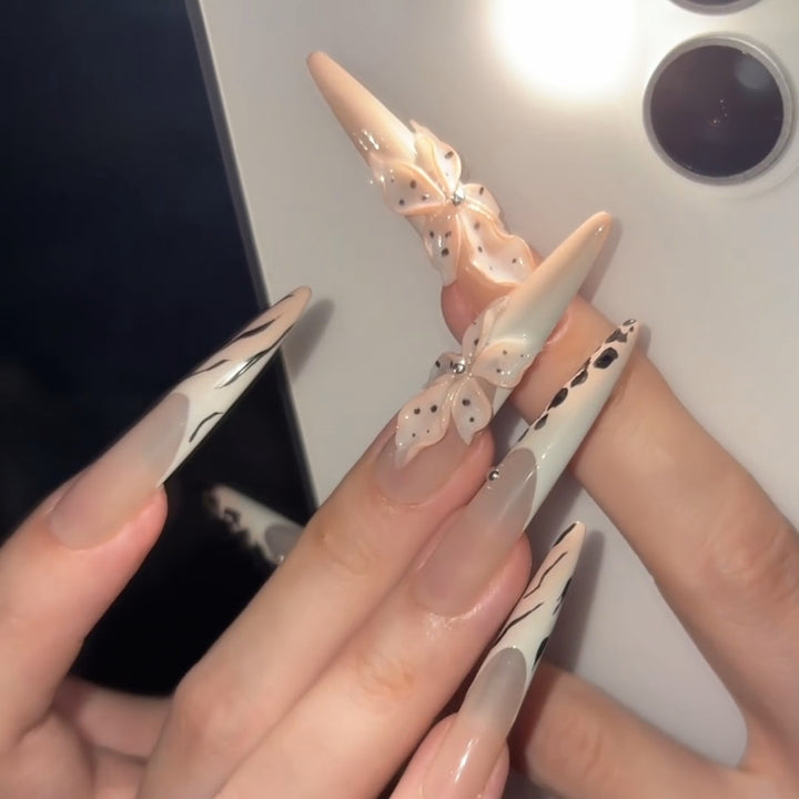 Elegant artificial nails with flower and animal design Bowlift