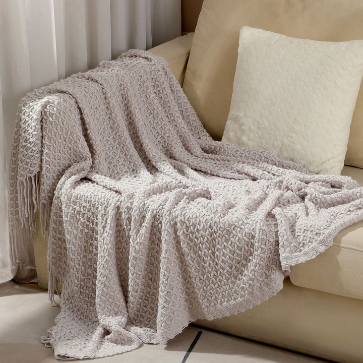 Women elegant structured blanket Bowlift