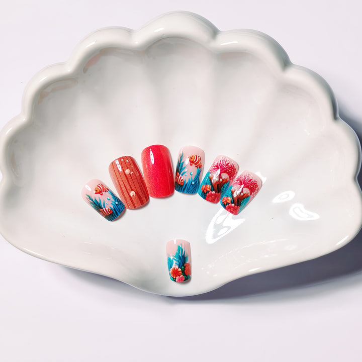 Artificial Acrylic Nails in Maritime Coral Design Bowlift