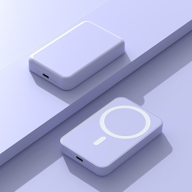 Portable power bank with Qi-compatible magnetic charging and integrated fast charging function Bowlift