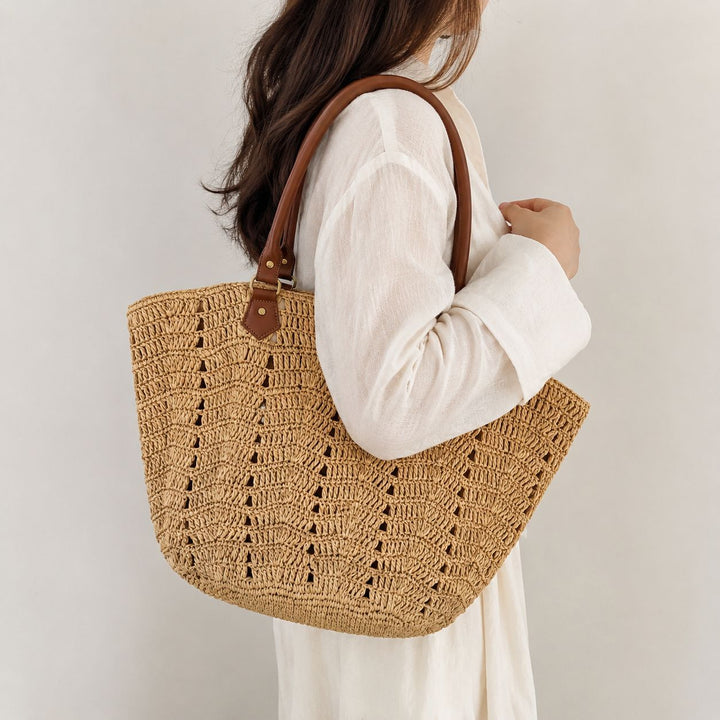 Handbag in Unique Braided Design Bowlift