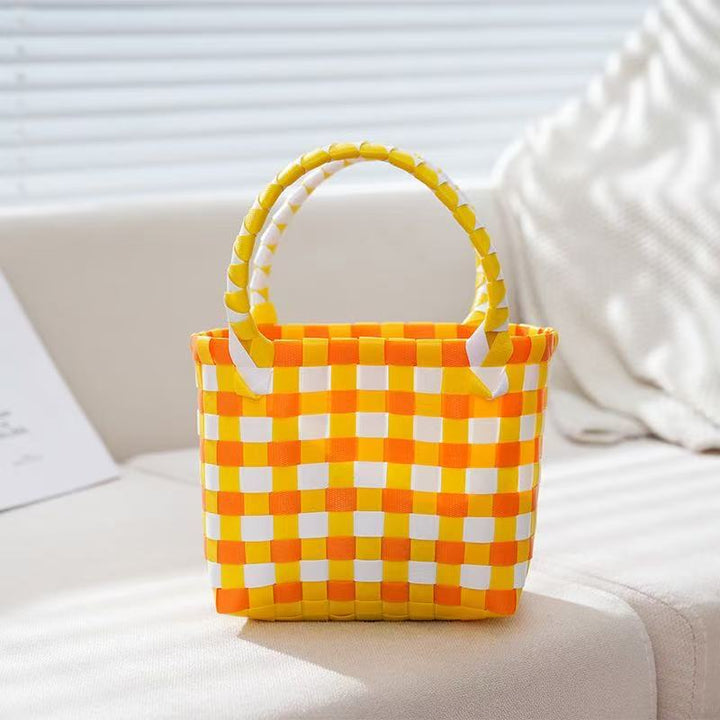 Handmade bag made of weather-resistant material Bowlift