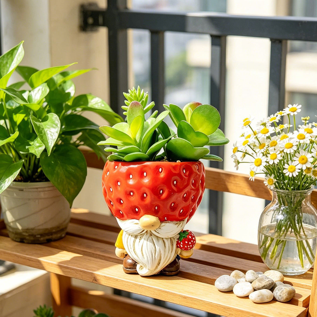 Original flower pot figure with gnome motif Bowlift