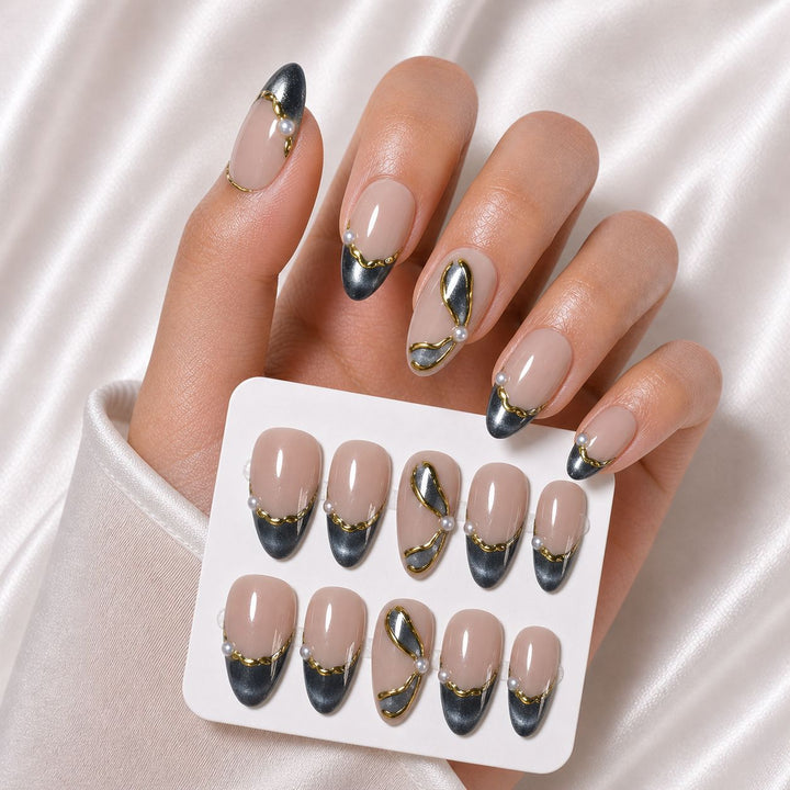 Elegant Press-On Nail Set Bowlift